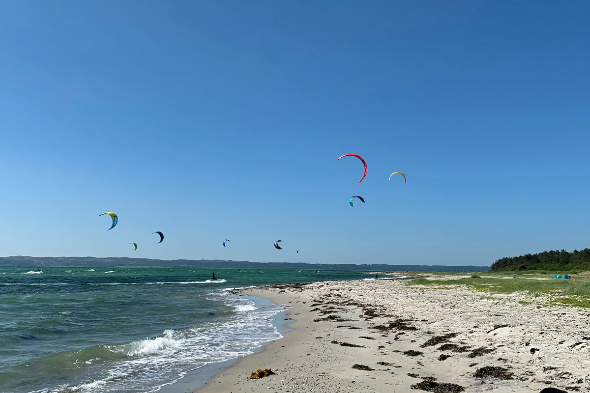 Natur, oplevelser og action - her windsurfing